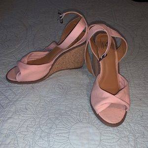 Light Pink wedges